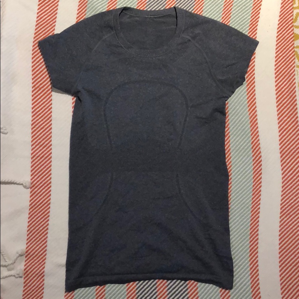 Lululemon short sleeve